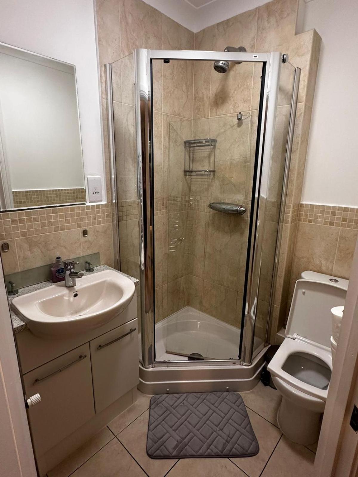 City Lux Apartment Лондон Экстерьер фото